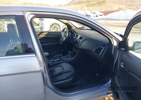 2013 Chrysler 200 Limited из США, поврежденный, VIN 1C3CCBCG9DN602336